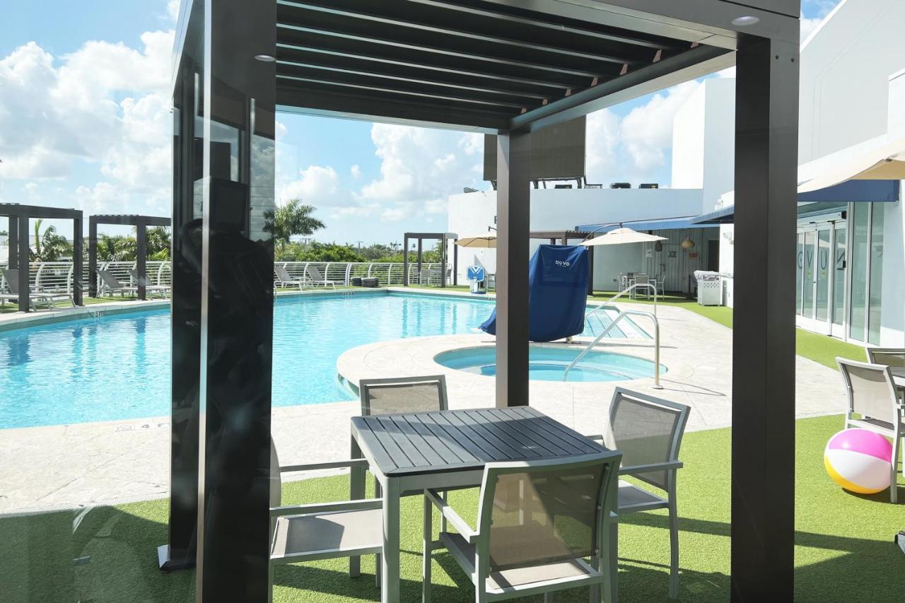 Nuvo Suites Hotel - Miami Doral Bagian luar foto