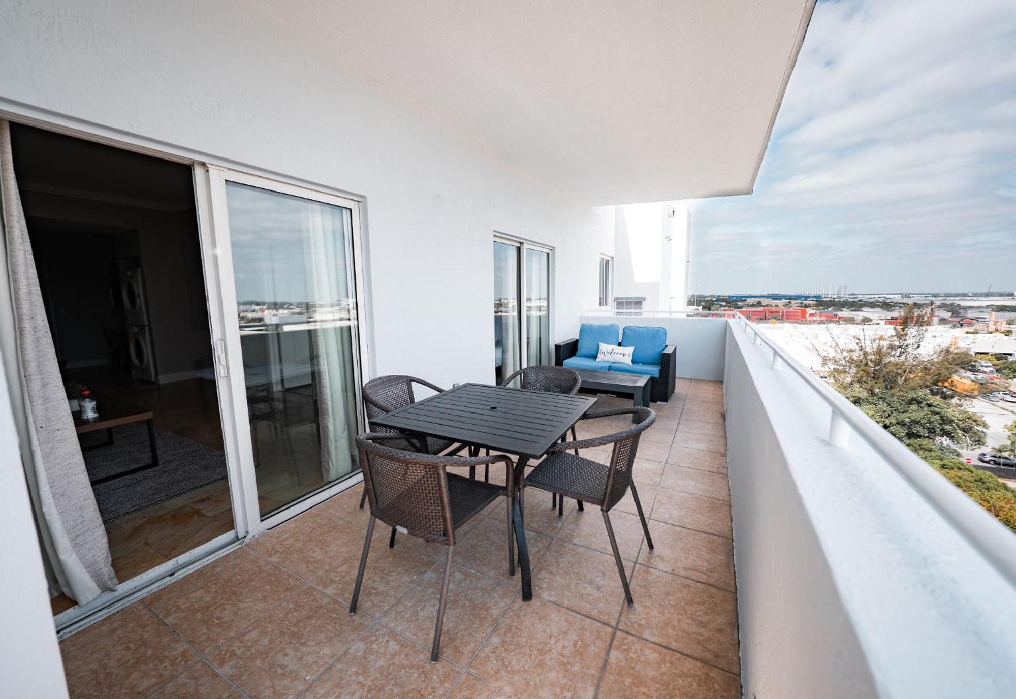 Nuvo Suites Hotel - Miami Doral Sweetwater Bagian luar foto